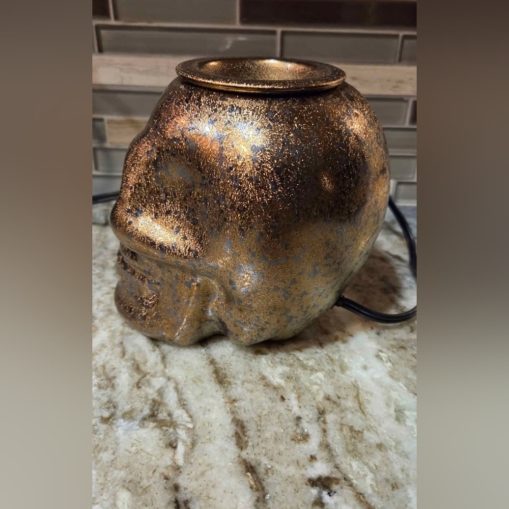 Gold Skull Wax Warmer - Picture 3 of 7